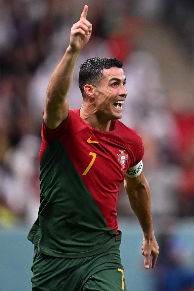 德甲战报：曼卡、斯基默破门，海登海姆2-1战胜弗赖堡（德甲速递：曼卡与斯基默建功，海登海姆2-1力克弗赖堡）