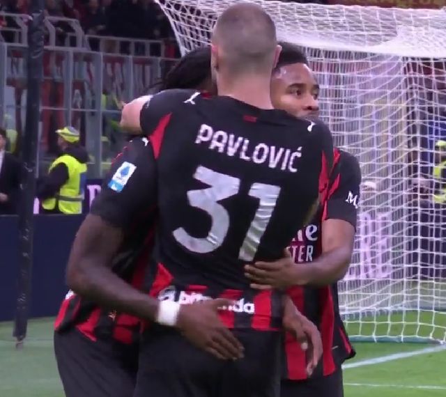 街球与职业篮球的区别（街头篮球与职业篮球有何不同）