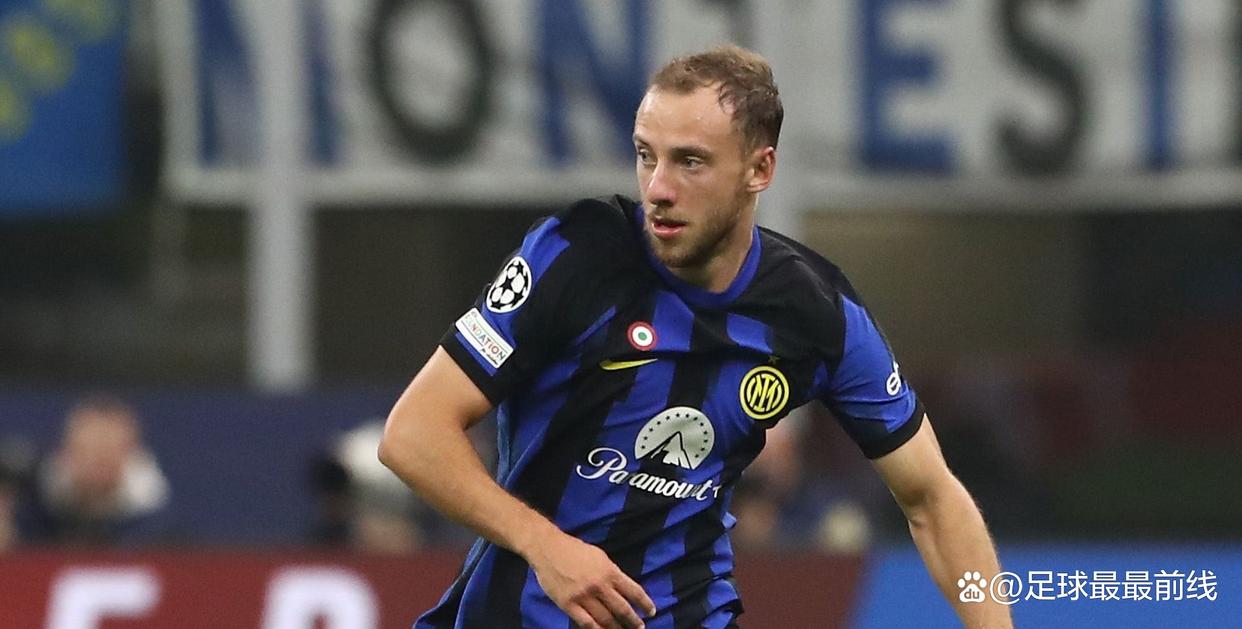 队长镇守后防，比肩最佳表现