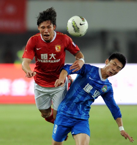 马刺队记：文班亚马＆卡斯尔后续与球队会合，但无法保证出战（马刺记者：文班亚马、卡斯尔稍后归队，能否出战未定）