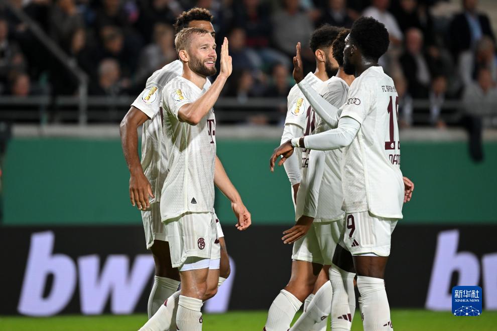 成都蓉城：中超外战的绝对标兵，细节与精神的完美结合（成都蓉城：中超外战标杆，细节打磨与精神气质相辅相成）