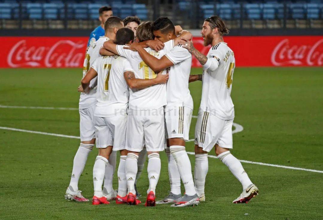 足球队报：瓦科下赛季或将转战江浙沪地区的中超俱乐部（足球队报称：瓦科或于下赛季加盟江浙沪中超球队）