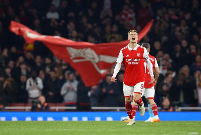 法媒：有消息人士透露，沙特方面将全力在冬窗引进萨拉赫（法媒曝：沙特冬窗将全力求购萨拉赫）