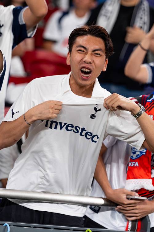 2025赛季中超最佳阵容：法比奥、瓦科领衔，蒋圣龙、朱辰杰入选（中超2025赛季最佳阵容出炉：法比奥、瓦科领衔，蒋圣龙与朱辰杰上榜）